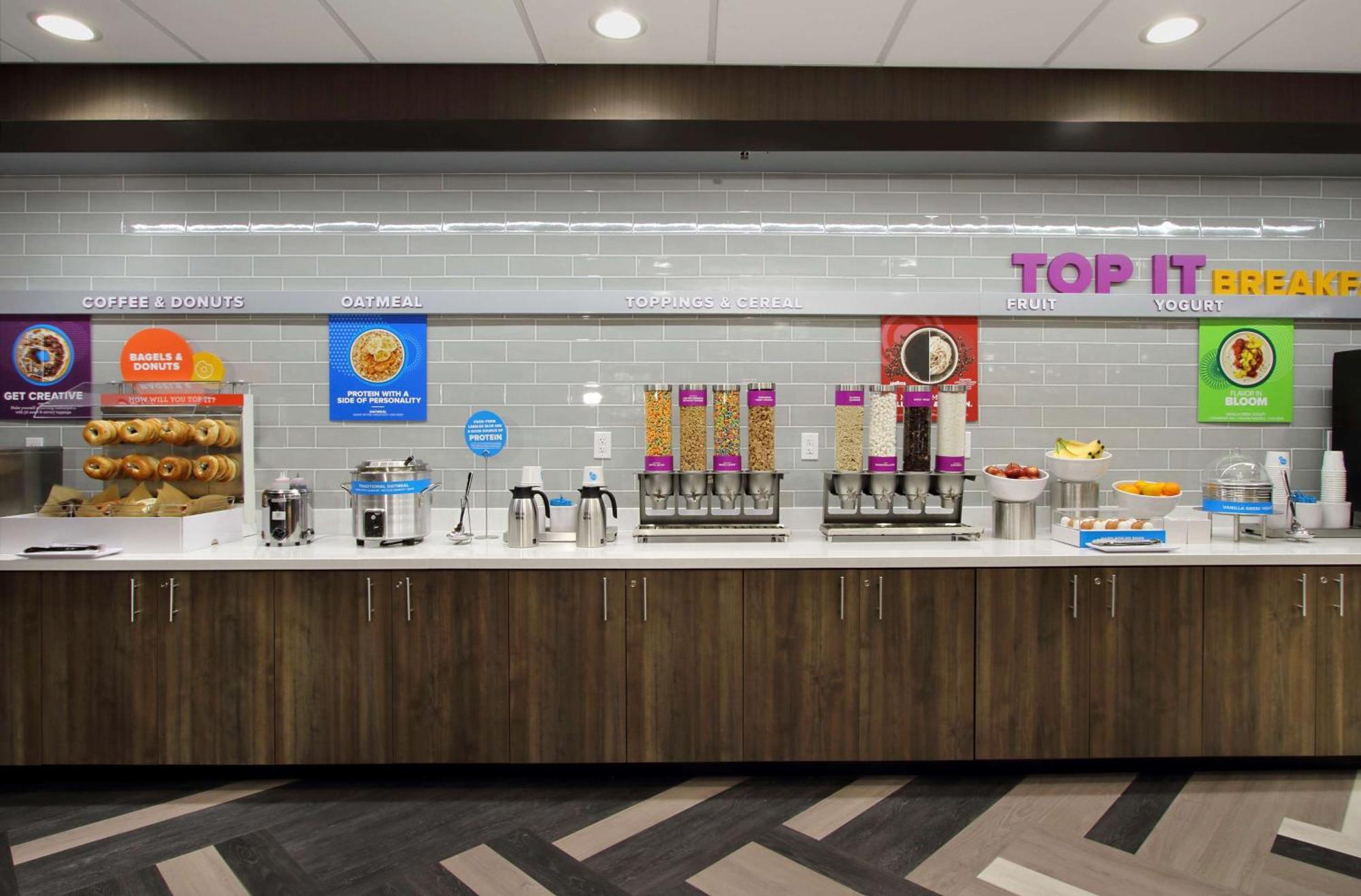 Tru By Hilton Meridian Exterior foto